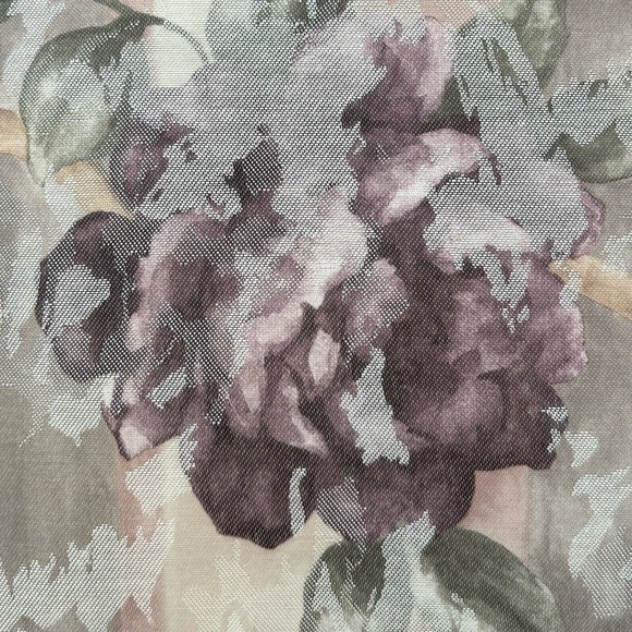 2 CROSCILL CHAMBORD CASSIS FRINGED PURPLE ROSES THROW PILLOWS - Picture 5 of 11